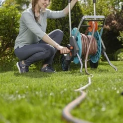 Gardena Slangenwagen AquaRoll M Easy -Aanbiedingen Hof Lente Winkel 4078500032902 gardena slangenwagen aquaroll m easy 3.201