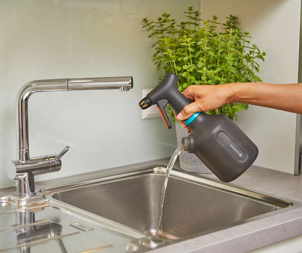 Gardena Plantenspuit 1 L 3 Gardena Plantenspuit 1 L - Afbeelding 3