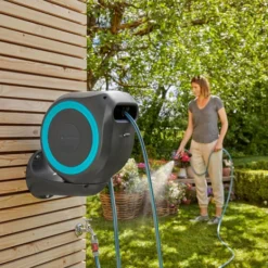 Gardena Wandslangenbox RollUp S 15 M 7 Gardena Wandslangenbox RollUp S 15 M -Aanbiedingen Hof Lente Winkel 4078500052085 4